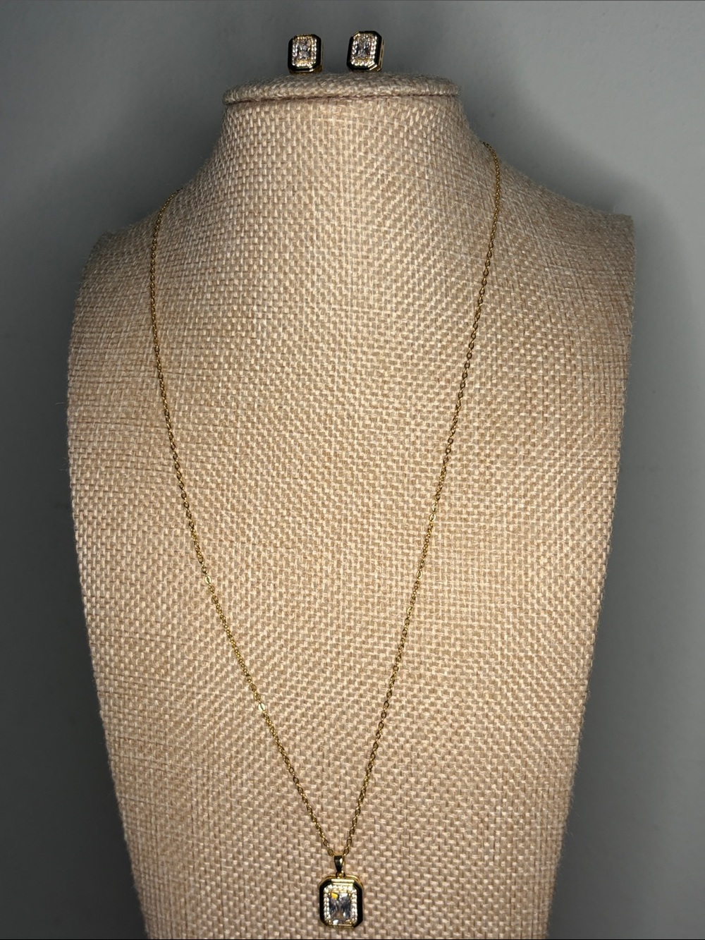Gold Tone Rectangle Crystal Pendant Necklace and Stud Earrings Set